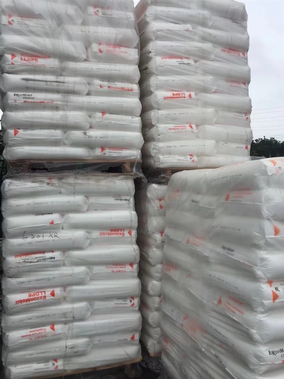 Metallocene ExxonMobil LLDPE Exceed™ 1018MF For Film suppliers